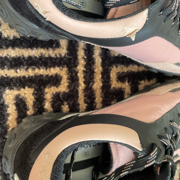 Chanel CC Logo. Nylon and Calfskin Suede Sneakers - Picture 8 of 11